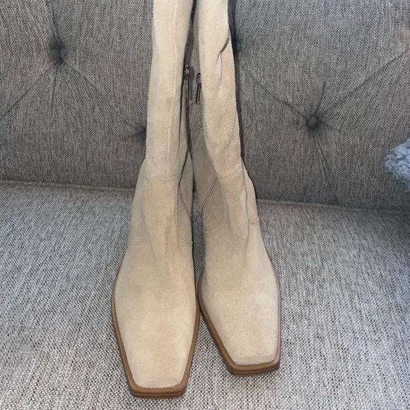 Vince camuto Afelia Knee High Boot women size 8.5 - Picture 2 of 12